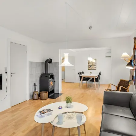 Stunning In Romo With Wifi Holiday home